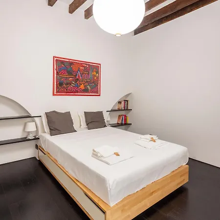 Joivy Flat In Perfect Centre Apartment