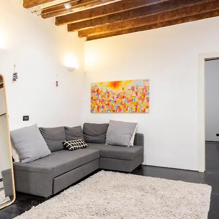 Joivy Flat In Perfect Centre *